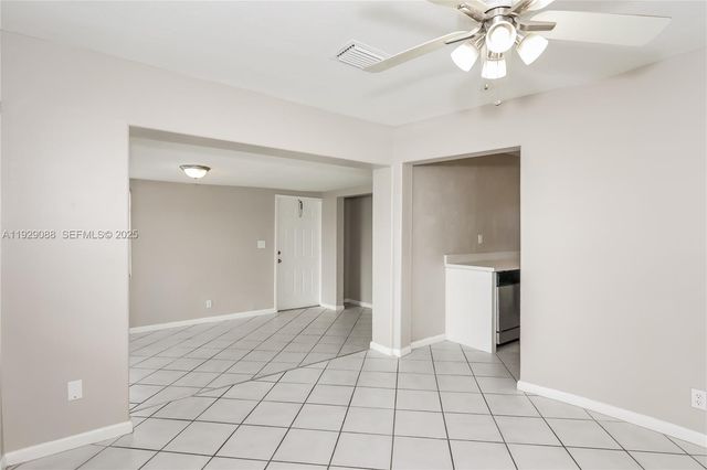 1367 NE 27th St, Pompano Beach, FL 33064