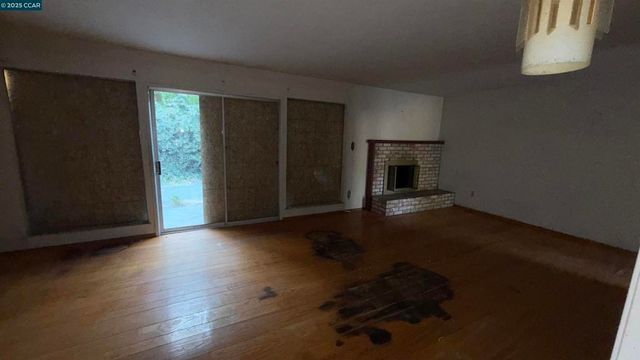 2946 Oxford Ave, Richmond, CA 94806