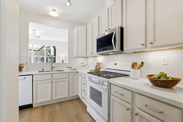 113 Beacon Street, Mountain View, CA 94040