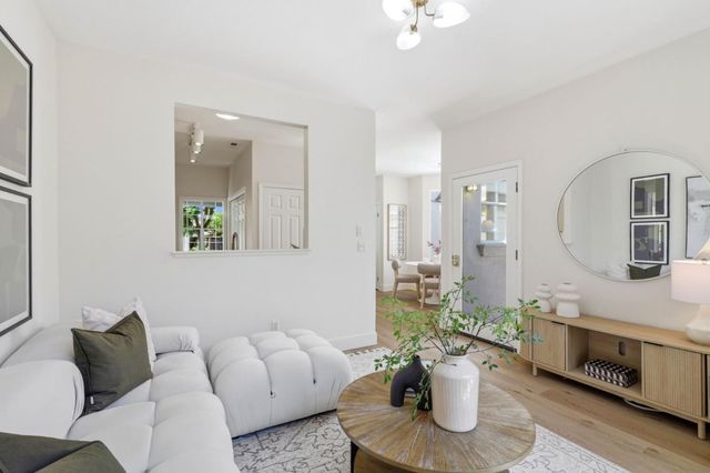 113 Beacon Street, Mountain View, CA 94040