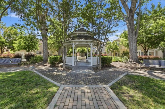113 Beacon Street, Mountain View, CA 94040