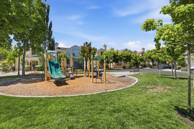 113 Beacon Street, Mountain View, CA 94040