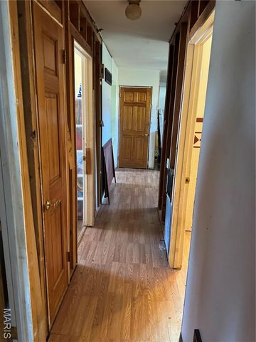 24 Sandy Drive, Arnold, MO 63010