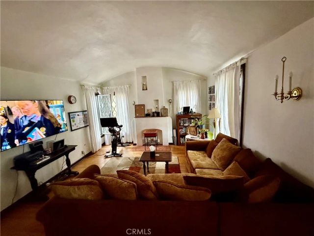 79 N Berkeley, Pasadena, CA 91107