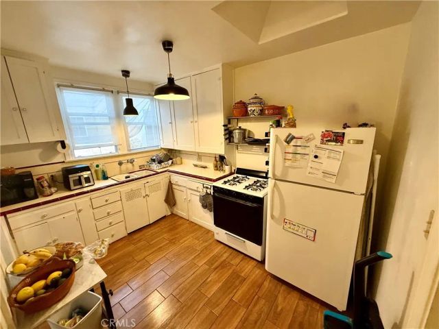 79 N Berkeley, Pasadena, CA 91107