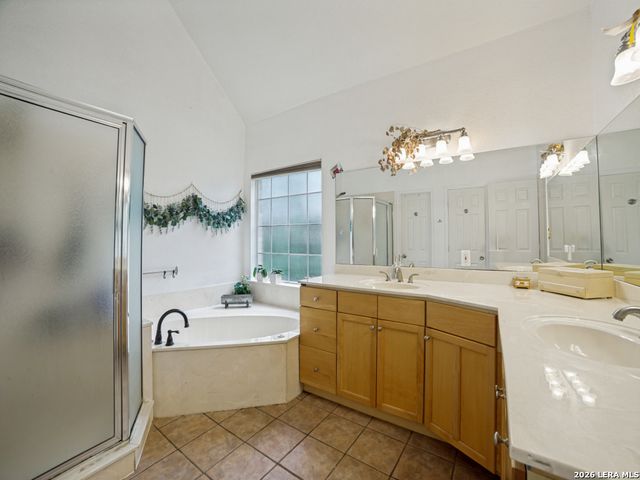 2502 Park Road 37, Helotes, TX 78023