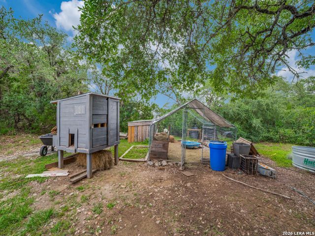 2502 Park Road 37, Helotes, TX 78023