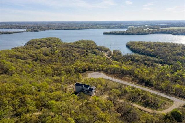 667 Sandstone Court, Sunset, TX 76270