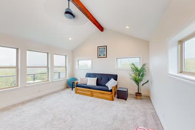 667 Sandstone Court, Sunset, TX 76270