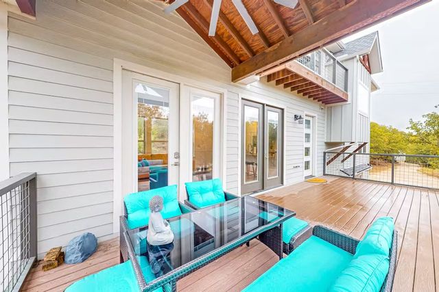 667 Sandstone Court, Sunset, TX 76270