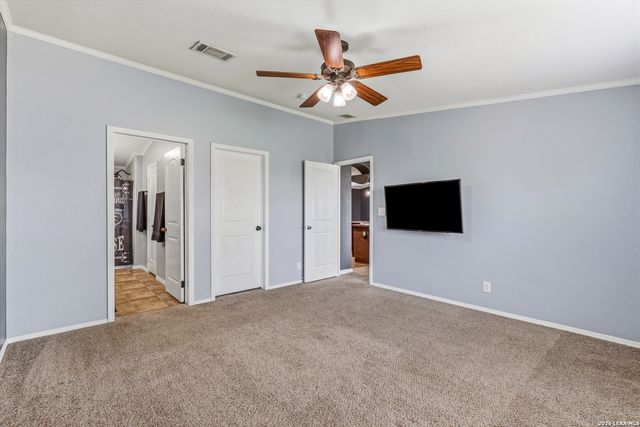 3876 County Road 427, Stockdale, TX 78160