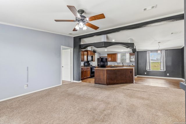 3876 County Road 427, Stockdale, TX 78160