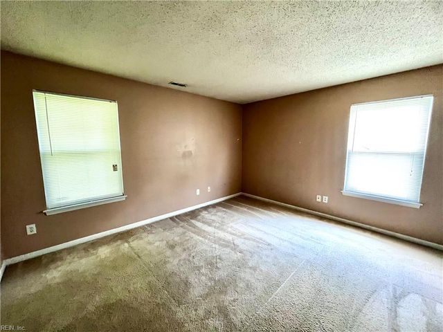 1912 Bethesda CT, Virginia Beach, VA 23464