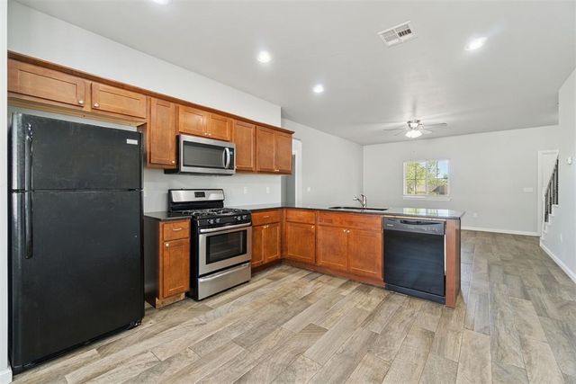 1120 E Campbell Street, Edmond, OK 73034