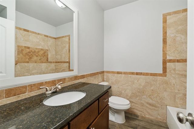 1120 E Campbell Street, Edmond, OK 73034