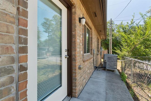 1120 E Campbell Street, Edmond, OK 73034