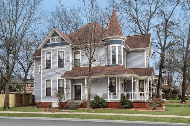 1403 S Center Street, Little Rock, AR 72202