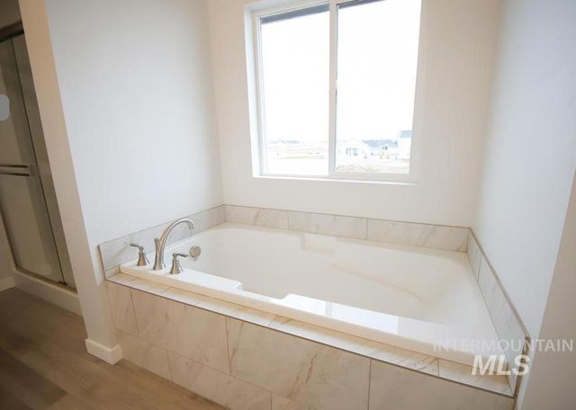 7092 W Grand Rapids Dr, Meridian, ID 83646