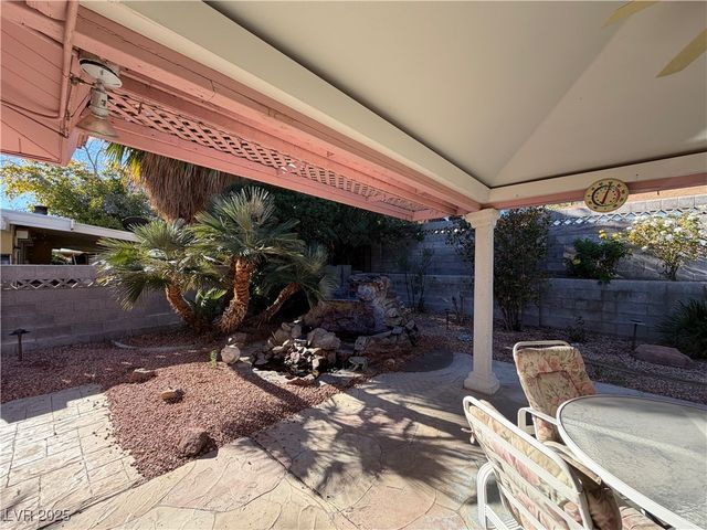 617 Mayfield Street, Las Vegas, NV 89107