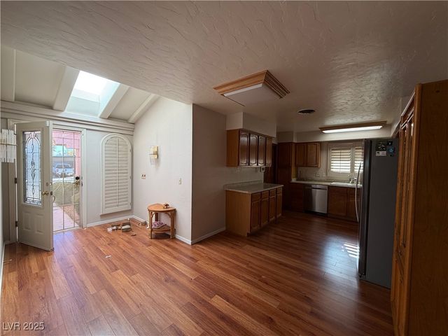 617 Mayfield Street, Las Vegas, NV 89107