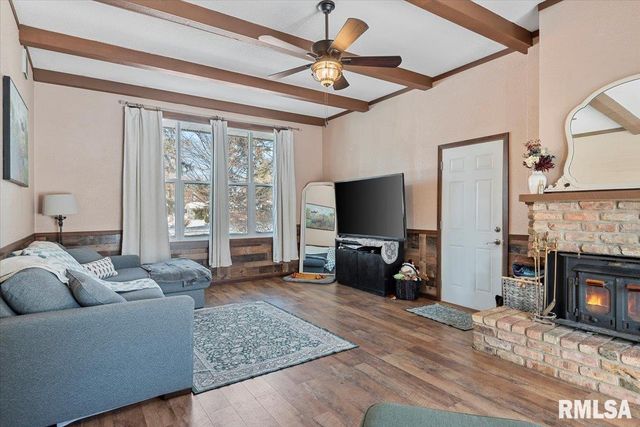 158 COUNTRY LAKE Road, Springfield, IL 62711