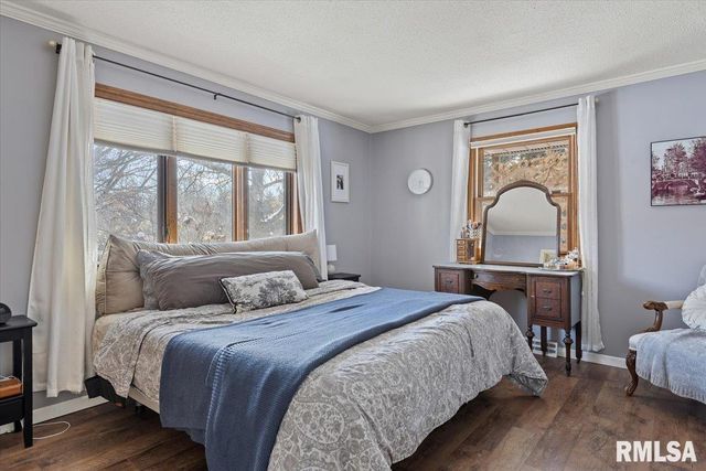 158 COUNTRY LAKE Road, Springfield, IL 62711