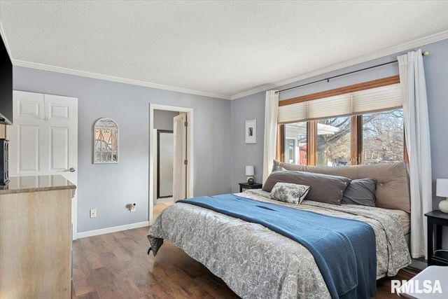 158 COUNTRY LAKE Road, Springfield, IL 62711