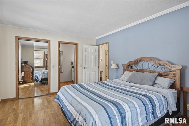 158 COUNTRY LAKE Road, Springfield, IL 62711