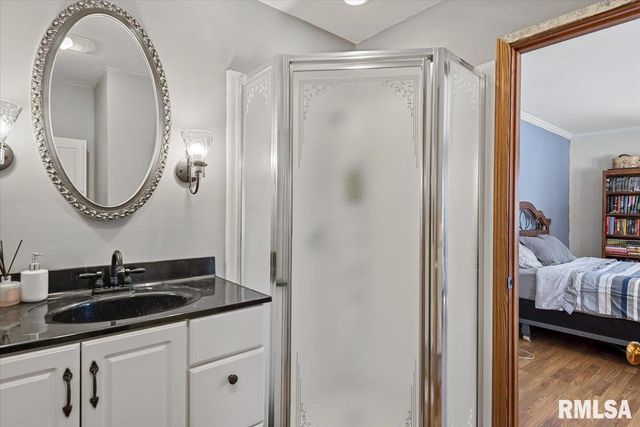 158 COUNTRY LAKE Road, Springfield, IL 62711