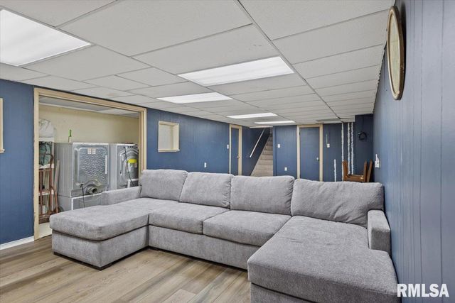 158 COUNTRY LAKE Road, Springfield, IL 62711