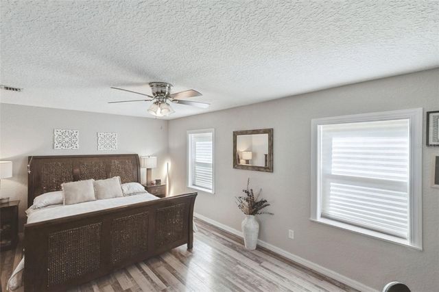 30109 COCONUT AVENUE, Eustis, FL 32736