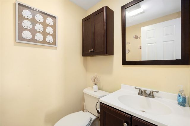 414 North Lane, Bristol, RI 02809