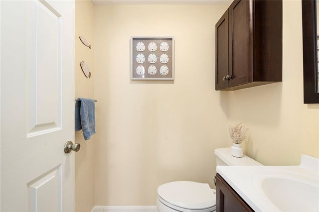 414 North Lane, Bristol, RI 02809