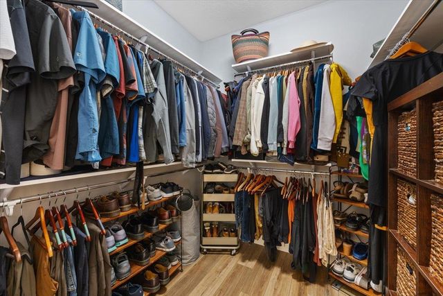 4210 W Pine Cliff Dr, Spokane, WA 99208