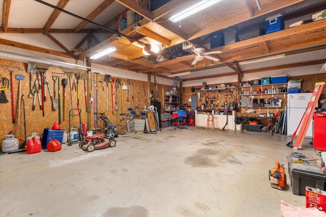 765 CR 1300, Yantis, TX 75497