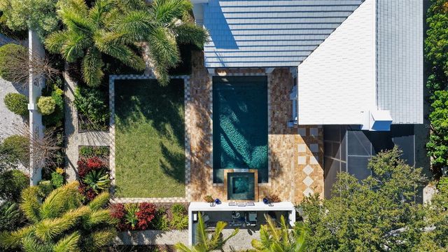 1729 CHEROKEE DRIVE, Sarasota, FL 34239