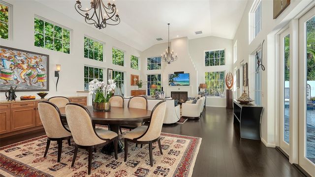 1729 CHEROKEE DRIVE, Sarasota, FL 34239