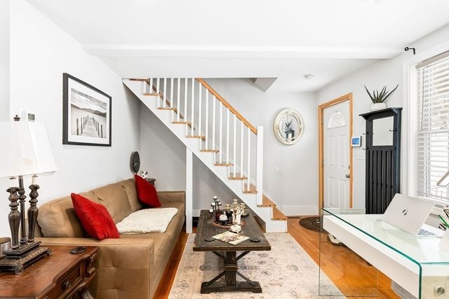 29 Kimball St, Brookfield, MA 01506