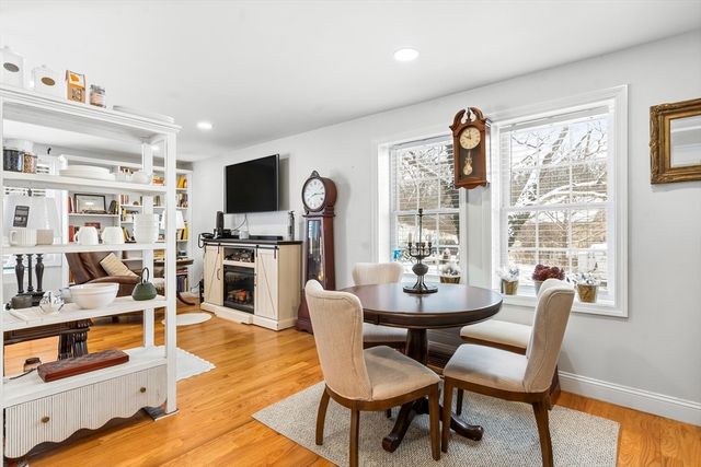 29 Kimball St, Brookfield, MA 01506