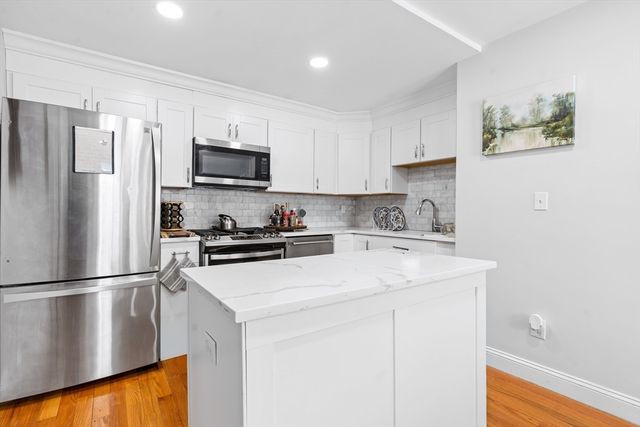 29 Kimball St, Brookfield, MA 01506