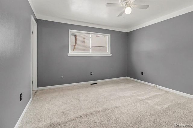 28440 Weddel Avenue, Brownstown, MI 48183