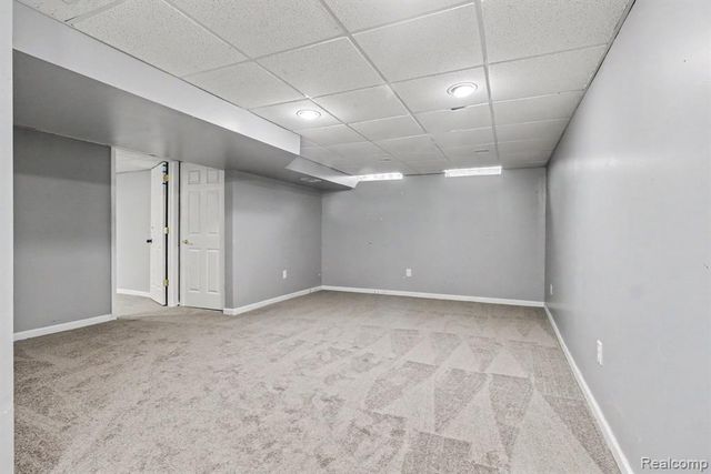 28440 Weddel Avenue, Brownstown, MI 48183
