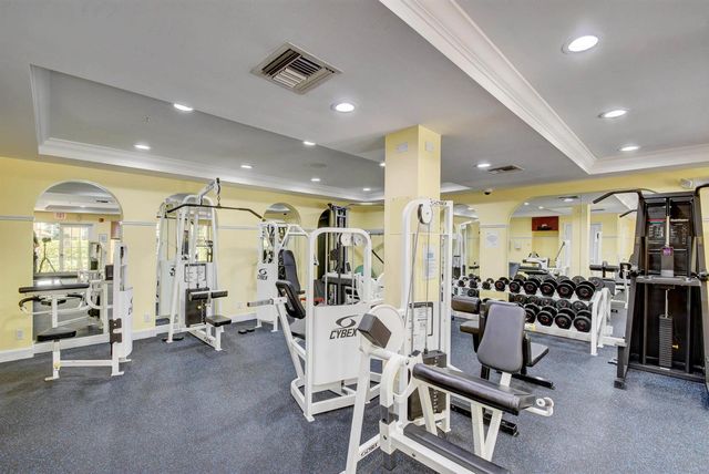 780 S Sapodilla Avenue 104, West Palm Beach, FL 33401