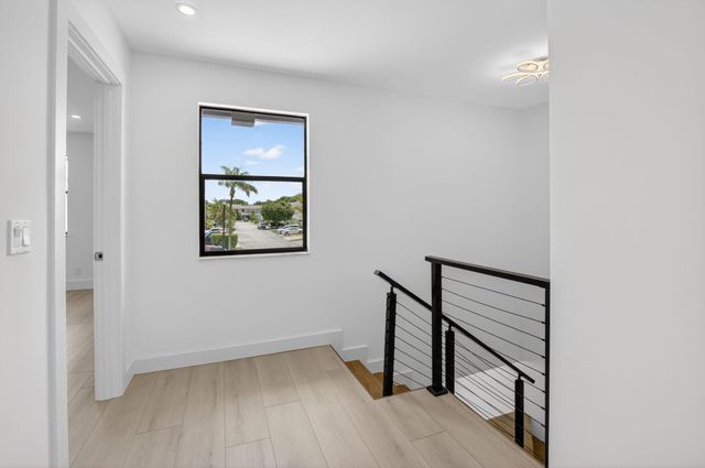 16265 Avocado Way, Delray Beach, FL 33484