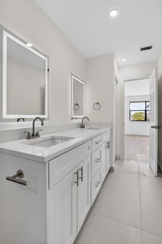 16265 Avocado Way, Delray Beach, FL 33484