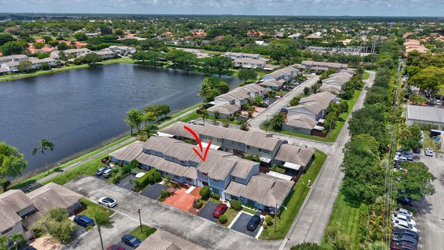 16265 Avocado Way, Delray Beach, FL 33484