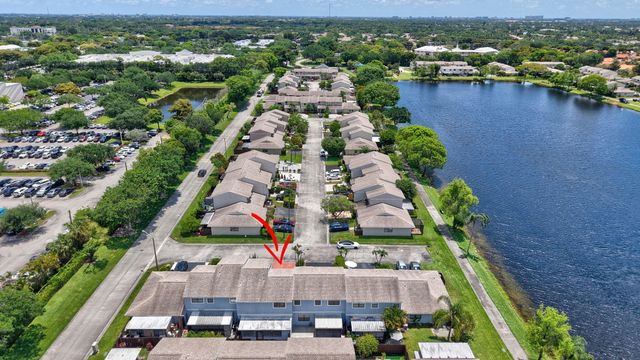 16265 Avocado Way, Delray Beach, FL 33484
