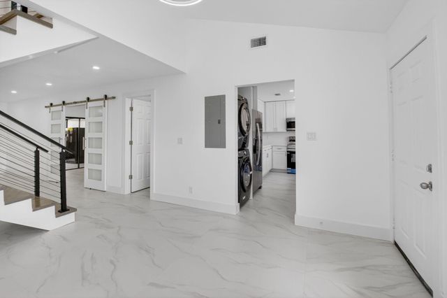 16265 Avocado Way, Delray Beach, FL 33484