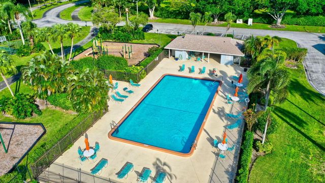 16265 Avocado Way, Delray Beach, FL 33484