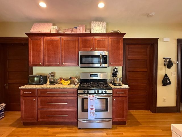 32 Woodbine Street 1, Worcester, MA 01603